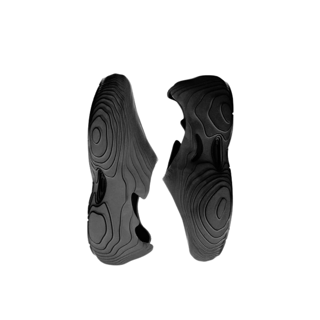 FREQ Low Top BLACK