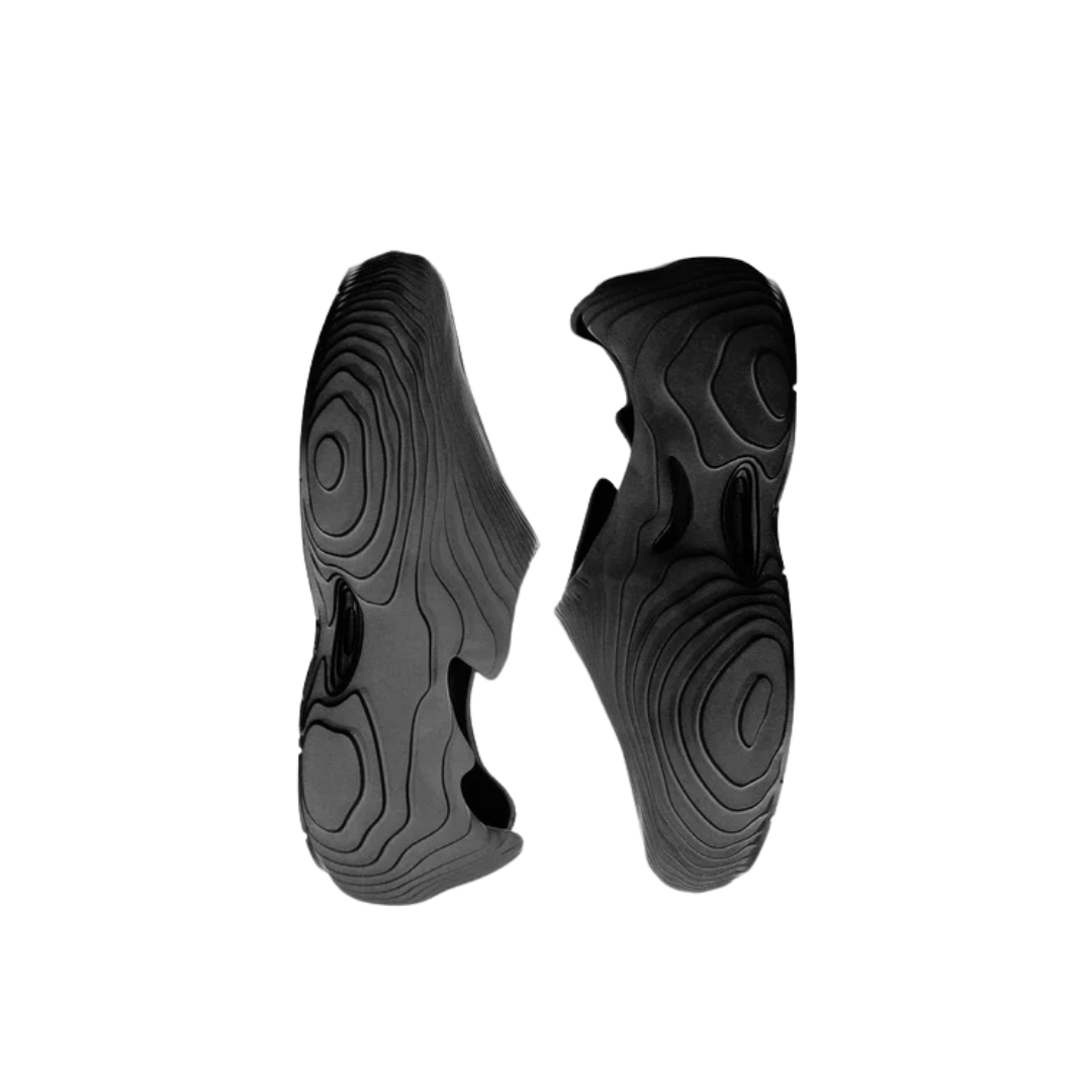 FREQ Low Top BLACK